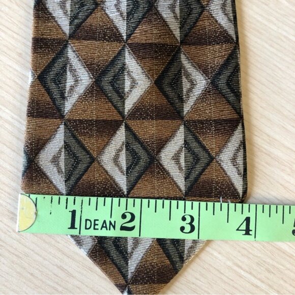 💕2/$16💕Progress 1878 100% Silk Geometric Patterned Tie - Picture 4 of 4